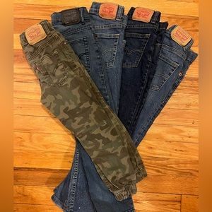 5 pairs of boys size 6 Levi's